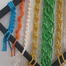 Multi Color Square . Un projet de Création d'accessoires, Artisanat, Décoration, Art textile, Design d'intérieur , et Macramé de tahira_rajpoot - 09.08.2025