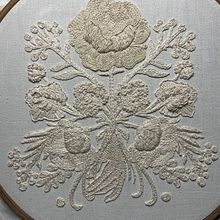 Tecnica di ricamo punto erba. Een project van Borduurwerk y Textielontwerp van de_pica13 - 10.08.2025