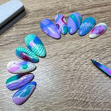 Set of 10 Nail Arts By Mey-kam Iturriaga. . % Mey-kam Emmanuelle Iturriaga Cortés tarafından hazırlanan Dekoratif Bo, ama, Tasarım, Geleneksel illüstras, on, Tablo, Sanatsal Çizim, Konsept Sanatı, Çizim, Sanat ve El Sanatları, Ve Renkli Kalem Çizimi projesi - 08.13.2025