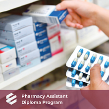 Launching the Pharmacy Assistant Diploma Program Online in BC. Een project van  Video van Edison College Canada - 13.08.2025