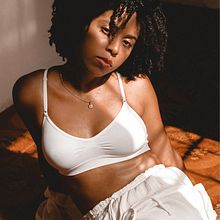 Janela Ein Projekt aus dem Bereich Fotografie, Porträtfotografie, Digitalfotografie und Artistische Fotografie von Jessica Nonato - 31.08.2025