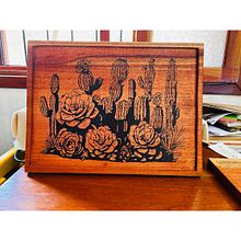 Tabla Artesanal Cactus pirograbado . Seni, Kerajinan, Pertukangan ka, Dan u proyek oleh Ricardo Marcelino Cruz Jimenez - 09.19.2025