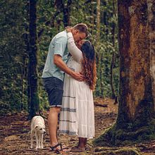 Despedida . Composição fotográfica, Fotografia, Fotografia de retrato, e Fotografia documental projeto de Douglas Israel Solis ORtiz - 25.09.2025