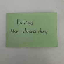 Behind the closed door. Een project van Creatief schrijven, Fictie schrijven, Film, Film, video en televisie, Audiovisuele productie, Verhaallijn, Script, Televisie y Schrijven van Veronika Neshtenko - 25.09.2025