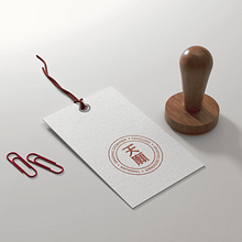Tenguan - Redesign de Marca Pessoal. Een project van  Br, ing en identiteit,  Ontwerp, Logo-ontwerp y Grafisch ontwerp van Anna Tenguan - 29.09.2025