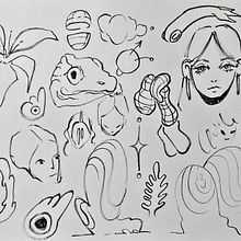 Larva estelar. Projekt z dziedziny Sketching, Kreat, wność,  R, sunek, Trad, c, jna ilustracja i Sketchbook użytkownika Bastian Miranda - 21.10.2025