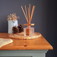 Professional photography for Instagram . Marketing, Advertising, Mobile Photograph, Product Photograph, Photograph, Social Media, Instagram, Instagram Photograph, Lifest, le Photograph, and Mobile Marketing project by felicity_dsc - 11.16.2025