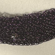 Purple Necklace: Second project. Un progetto di DIY di Theresa Harvey - 23.11.2025