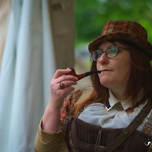 Cosplay de Sherlock Holmes - version féminine. Een project van Craft, Schilderij,  Scenografie y Naaiwerk van Roxane Onyria - 02.12.2025