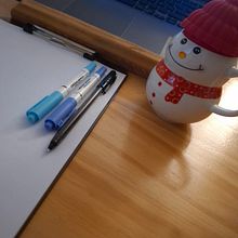 Ansiedad en el cierre del año. Un projet de Photographie numérique, Marketing digital, Réseaux sociaux, Marketing mobile, Instagram , et Marketing pour Instagram de María José Bonilla - 04.12.2025