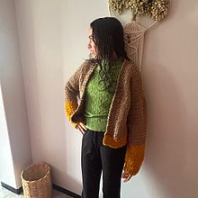 Resultado del curso cardigan. Crochê, DIY, Design de moda, Tecido, e Design têxtil projeto de ileanarebecamedina - 23.12.2025