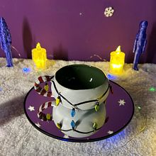 Xícara de cerâmica luzes de Natal . Seni, Kerajinan, Dan Keramik proyek oleh Isa - 12.30.2025