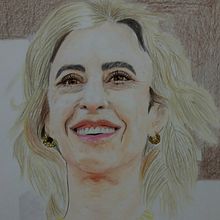 Retrato de Fernanda Torres. Pencil Drawing, Drawing, Portrait Drawing, Realistic Drawing, and Colored Pencil Drawing project by Ana Izabel Bruno de Carvalho Silva - 01.15.2026