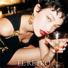 EL RETRO bar: Fashion editorial . Design vestimentar, Fotografie de modă, Iluminat fotografic, Fotografie de studio, Stor, board, Marketing digital, Social Media Design, Inteligența artificială, Design AI, Crearea de conținut AI, LLM-uri și asistenți inteligenți, Generarea de imagini, Text și stor și telling cu AI de Sofiia Aksonova - 01.15.2026