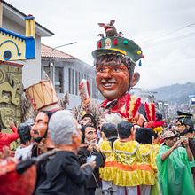 Carnavales Huaracinos: identidad, tradición y fiesta en Áncash . Komunikasi, Narasi, Penulisan Non-Fiksi, Mendongeng, Dan Menulis proyek oleh Ruth Esperanza Chauca Chávez - 01.16.2026