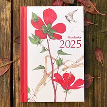 Agenda dell'anno 2025 per Gardenia Magazine, Cairo Editore. Un progetto di Illustrazione tradizionale, Pittura, Pittura ad acquerello, Illustrazione naturalistica e Illustrazione botanica di Silvia Molinari - 22.01.2026