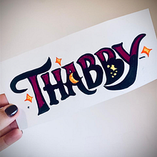 Thabby Project. Drawing, Traditional illustration, Lettering, and Pencil Drawing project by Thabata Vieira - 01.30.2026
