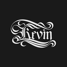 Lettering a mano del mio nome ispirato all'inglese antico . Un progetto di Calligrafia, Tipografia e Lettering digitale di Kevin Jaden - 30.01.2026