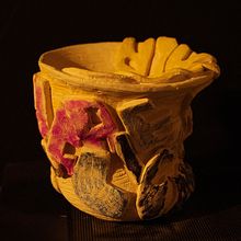 Ceramica Leopaca. Un progetto di Disegno a matita, Ceramica, Lettering digitale e Lettering 3D di Rubén Terán - 01.02.2026