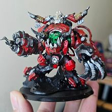 Ghazghkull Thraka. Een project van Craft, Decoratief schilderen,  Beeldende kunst y Beeldhouwwerk van trantrung84 - 05.02.2026