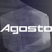 Agosto — Identidad visual para DJ & productor. Een project van Grafisch ontwerp,  Ontwerp,  Br, ing en identiteit, Communicatie, Social media, Digitale marketing, Tekening met potlood,  Schetsen, Digitaal ontwerp,  Design management, T, pografie y Logo-ontwerp van Dario Frisone - 11.02.2026