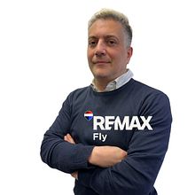 Promoción como agente inmobiliario. Instagram project by anddufau - 02.17.2026