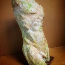 Modelado de torso con arcilla. Artes plásticas, e Escultura projeto de comovozzuwu - 23.02.2026