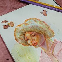 Retrato propuesto por el curso. Un proyecto de Dibujo, Dibujo de Retrato, Sketchbook y Dibujo con lápices de colores de annmusic777 - 25.02.2026