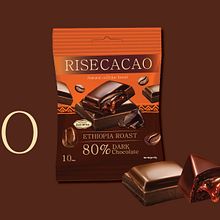 Rise cacao package . Pencitraan Merek, Identitas, Konsultasi Kreatif, Pengemasan & Iklan proyek oleh Benjawan Meethong - 03.03.2026