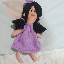 Muñeca Lerelele  Ein Projekt aus dem Bereich H, werk, Fotografie für Instagram, Smartphonefotografie, Nähen, Schnittmuster, Produktfotografie, Nähen, Social Media und Spielzeugdesign von Delia Esperanza Cifuentes - 13.03.2026