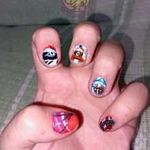 Projeto final Nailart: Olhos em toda parte . Een project van  Ontwerp, Traditionele illustratie, Schilderij, Patroonontwerp y Decoratief schilderen van luisa barbara - 13.04.2026