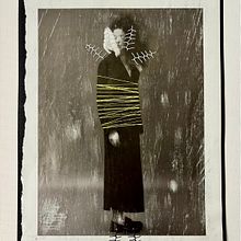 Informes de conexión y supervivencia, bordado experimental sobre papel, con Gimena Romero. Ein Projekt aus dem Bereich Fotografie, Kreativität, Weben und Textildesign von Cátia Sabo - 23.04.2026