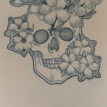 En la muerte también hay vida. Tattoo Design, Traditional illustration, and Botanical Illustration project by Fatima Romero - 05.17.2026