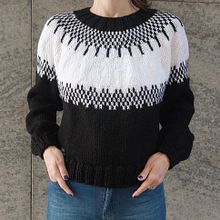 Sweater top-down . Accessor, Design, Fiber Arts, Knitting, and Textile Design project by María del Valle Coalova - 05.20.2026