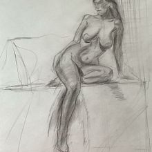 Figure drawing with charcoal. Un projet de Beaux Arts, Dessin, Dessin réaliste , et Dessin anatomique de Victoria Hindle - 02.08.2026