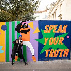 Colors in motion mural in Paris Menilmontant 