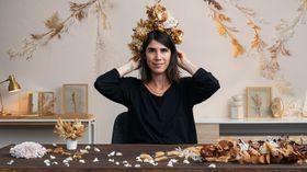 Tocado floral: crea tu complemento de flores. Un curso de Craft de Violeta Gladstone