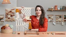 Macraweave: Create Modern Artwork using Macramé and Weaving. Craft course by Luiza Potiens