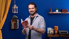 Oral Storytelling for Beginners. Marketing, Business, and Writing course by Andrés Montero