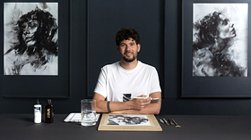 Retrato expressivo com nanquim e tinta acrílica. Curso de Ilustração por Adán Luis López Alemán