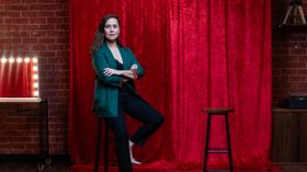 Stand-up Comedy for Beginners. Writing course by Natalia Valdebenito González