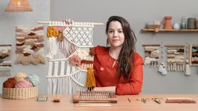 Macraweave: crea piezas modernas mezclando macramé y trenzado. Un curso de Craft de Luiza Potiens