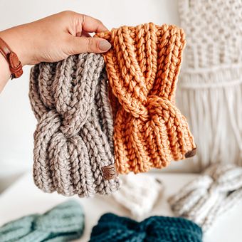 Paine Headband. Crochet project by Daniela Jaimalis - 12.12.2024