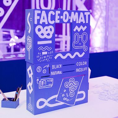 FACE-O-MAT: La máquina humana de retratos 