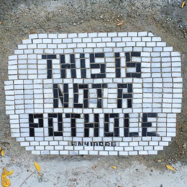 El arte urbano de Bachor se pone al servicio de las ciudades