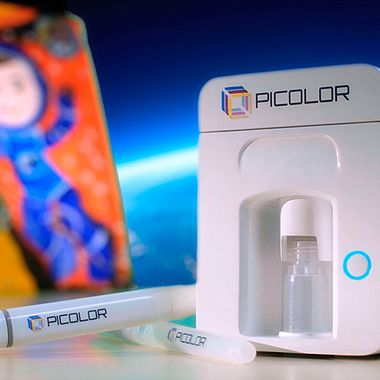 Picolor: un dispositivo para crear tinta de cualquier color