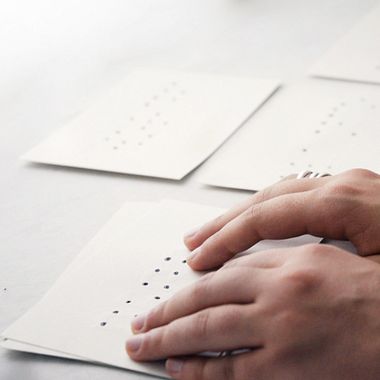 Blind words, la tipografía inclusiva para videntes e invidentes