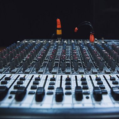 La BBC comparte miles de efectos de sonido gratis