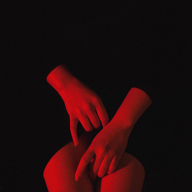 La sensualidad cromática de Marta Blue