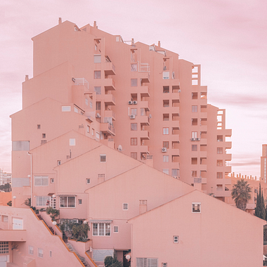 El fotógrafo que convierte Benidorm en el mejor escenario arquitectónico 